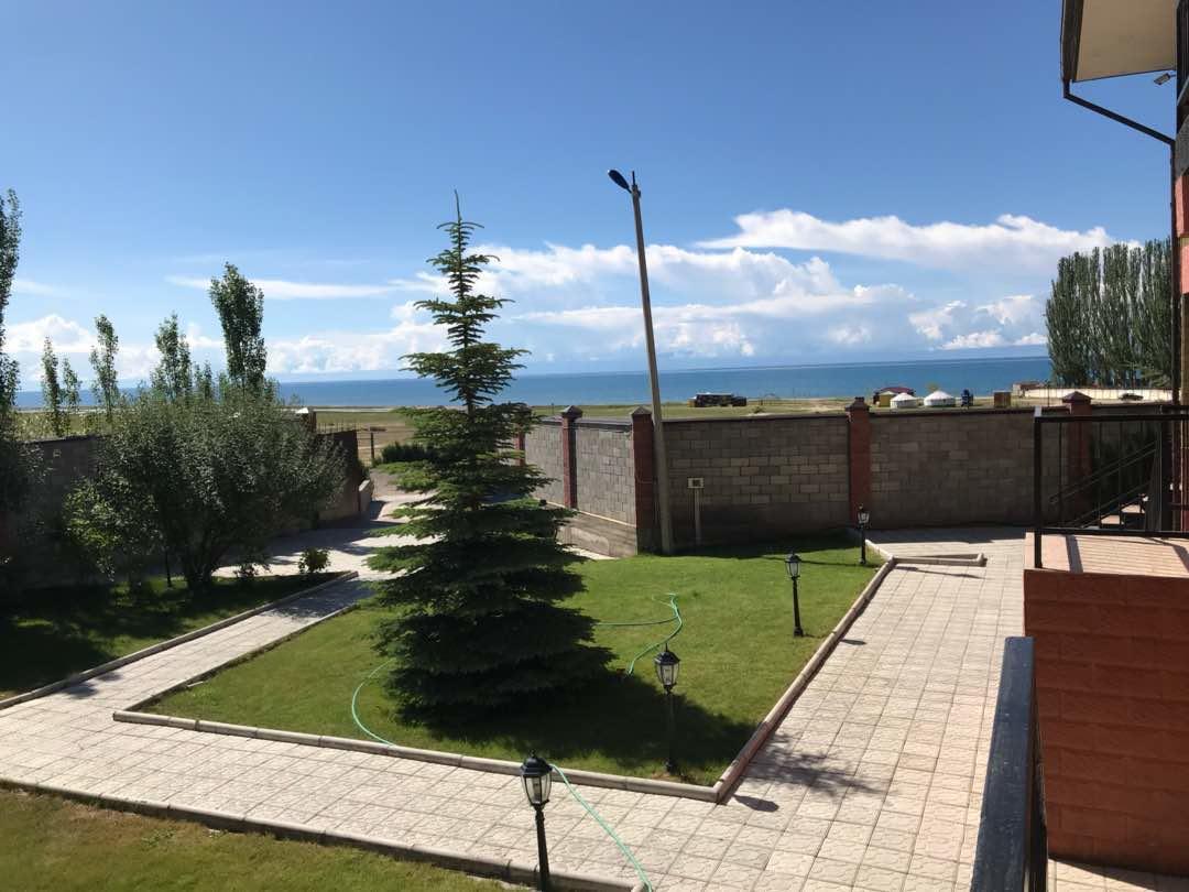 Taberik Hotel Chon-Sary-Oy Bagian luar foto