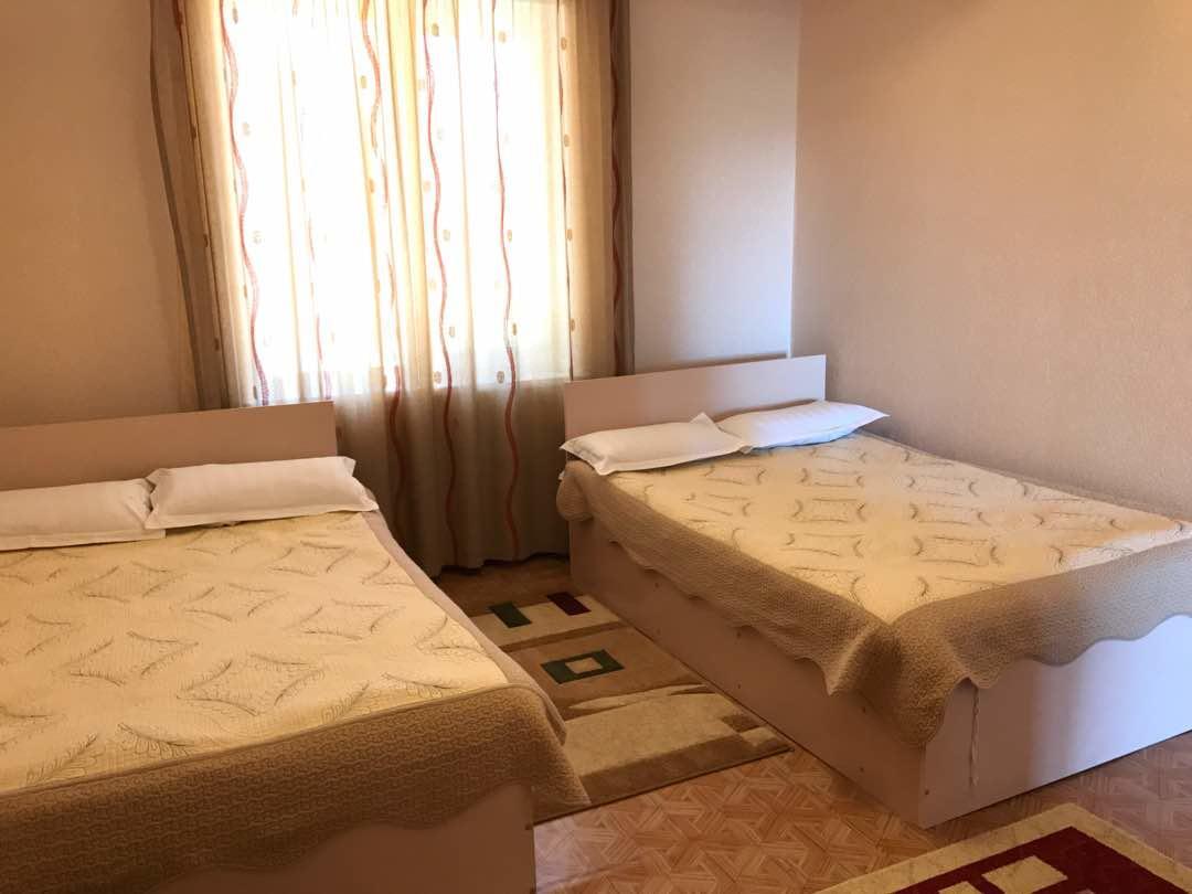 Taberik Hotel Chon-Sary-Oy Bagian luar foto